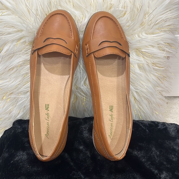 American eagle women’s loafers size 10 brown, faux leather - Picture 2 of 6